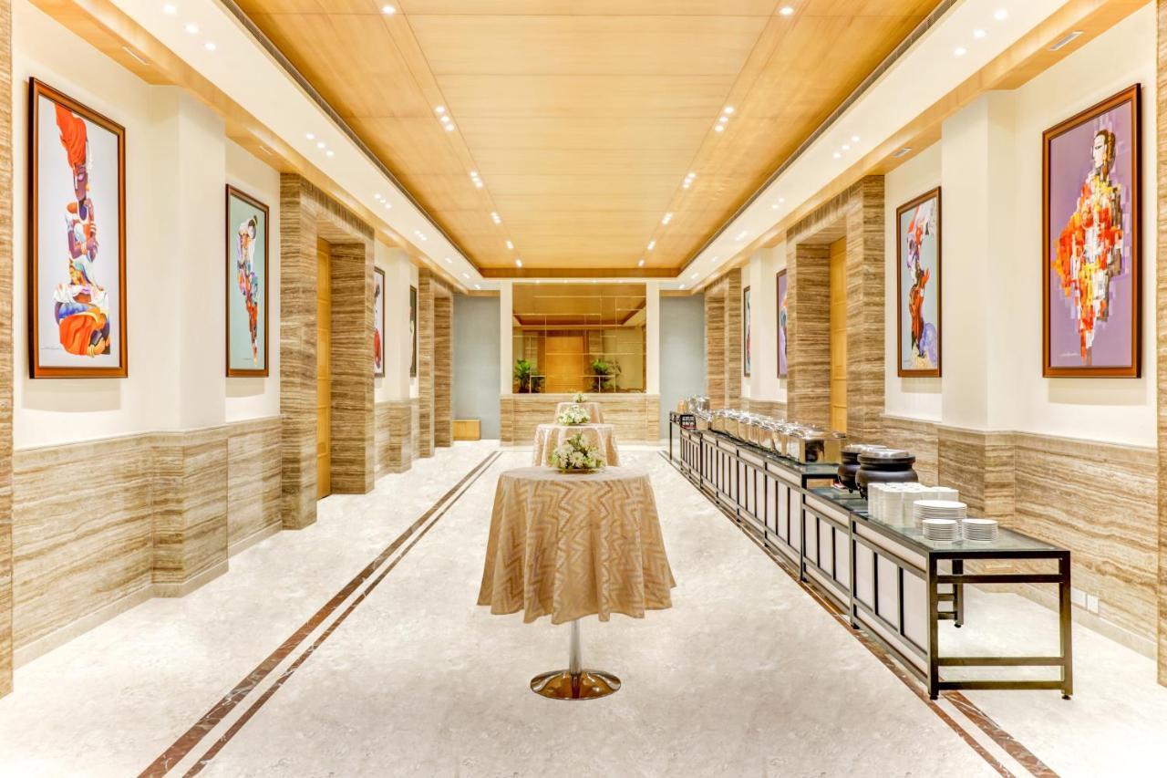Lemon Tree Premier, Bhubaneswar Hotel Exterior photo